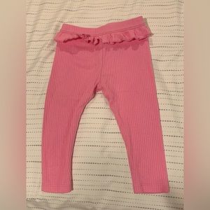 Cat&Jack baby girl’s pick leggings. Size 6-9 months.